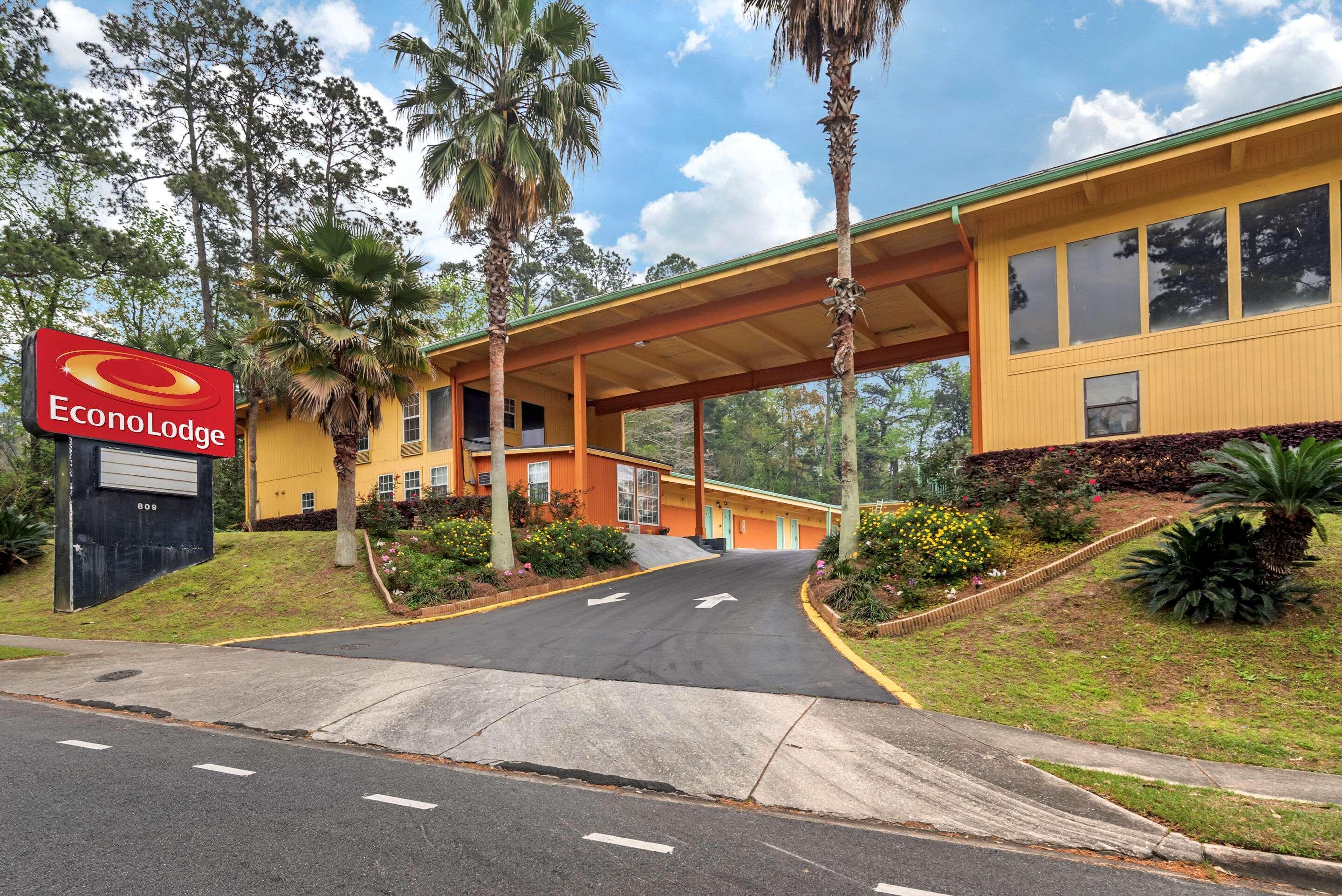 Econo Lodge Tallahassee Near Capital -University Exterior photo