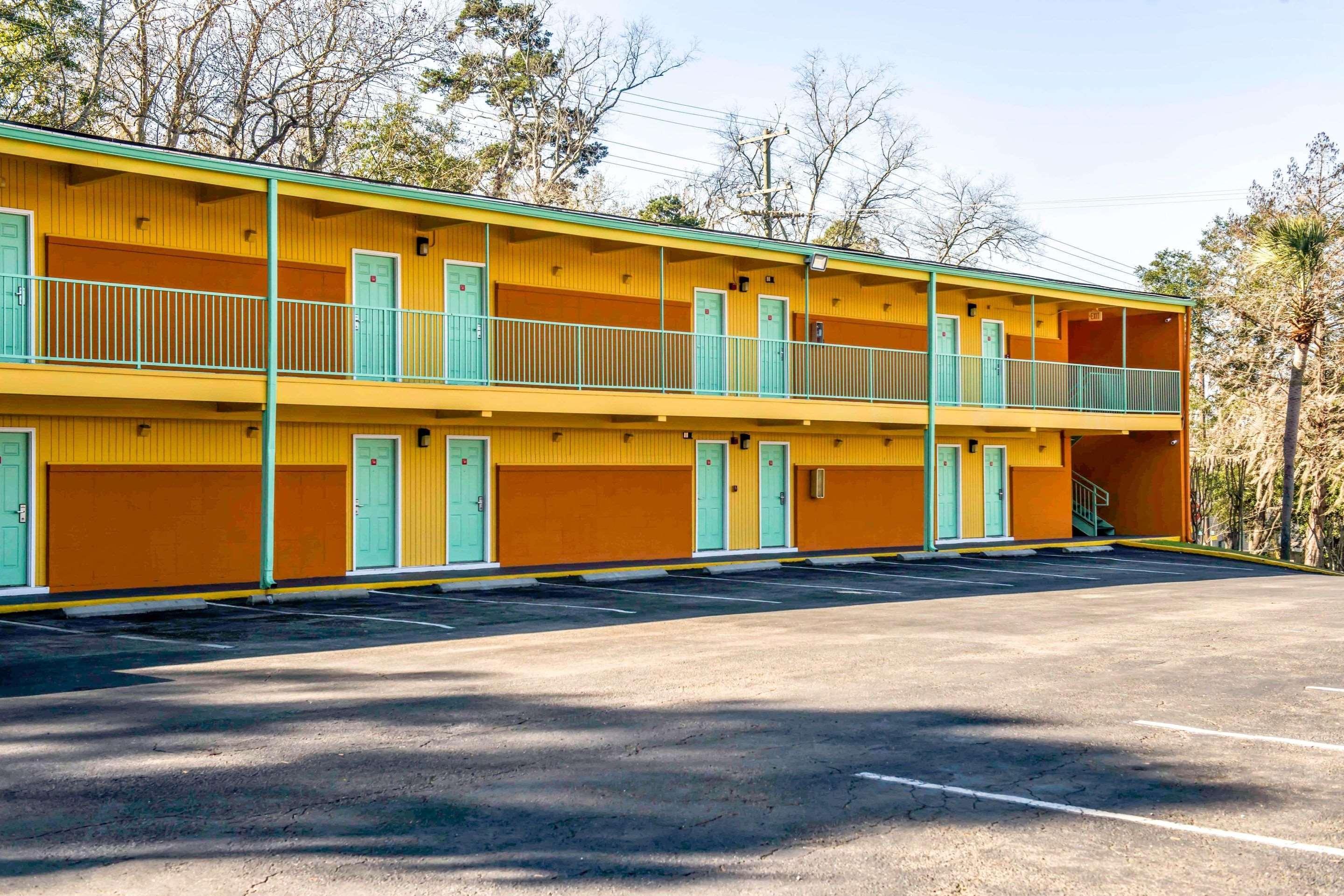 Econo Lodge Tallahassee Exterior photo